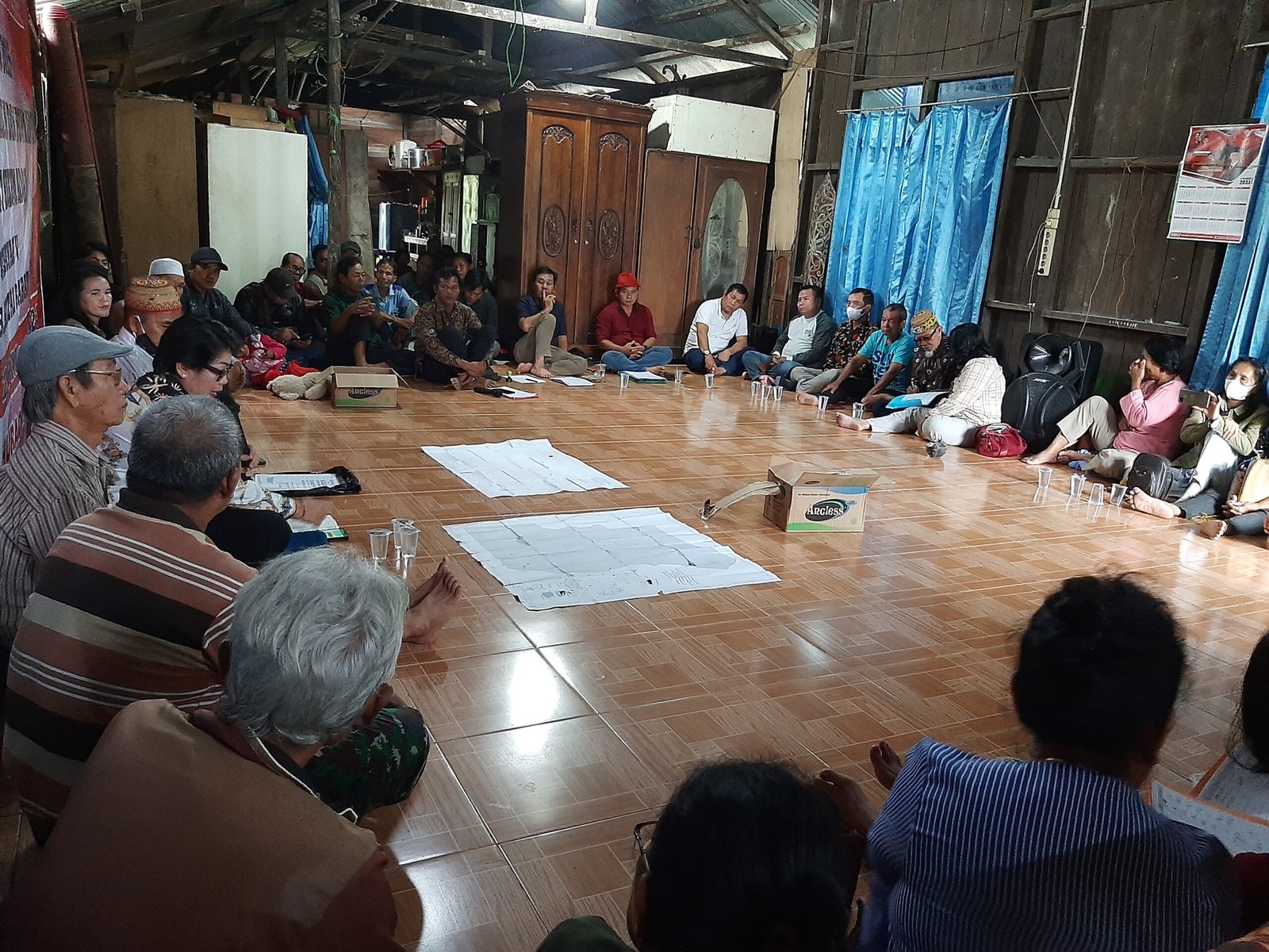 Veridiana Sosialisasikan Perda MHA di Kampung Tering Lama