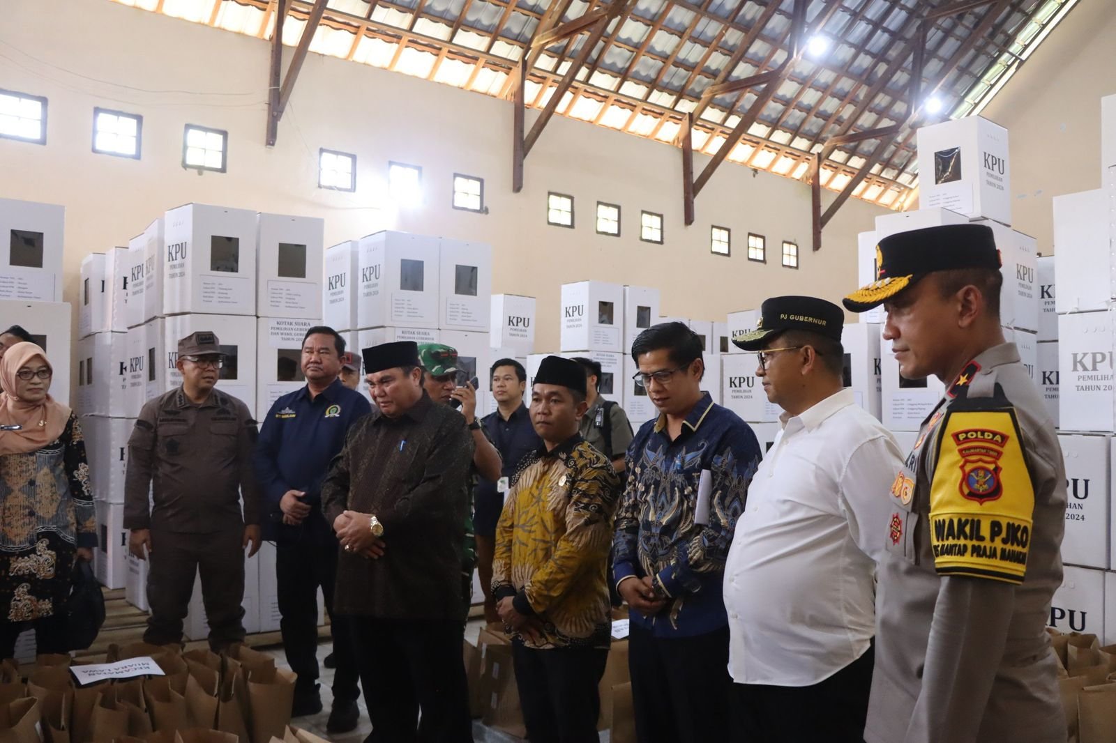 DPRD Kaltim Monitoring Kesiapan Logistik di Kutai Barat