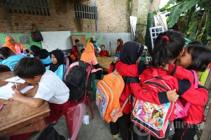 Agusriansyah Dorong Pemda Berikan Beasiswa untuk Warga Kurang Mampu