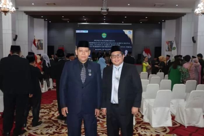 Wakili Sekwan, Kabag Persidangan DPRD Kaltim Hadiri Penganugerahan Tanda Satyalancana Karya Satya XXX Tahun 2024