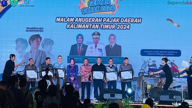 Sugiono Hadiri Malam Anugerah Gebyar Pajak Sebut ini Stimulan untuk Bayar Tepat Waktu