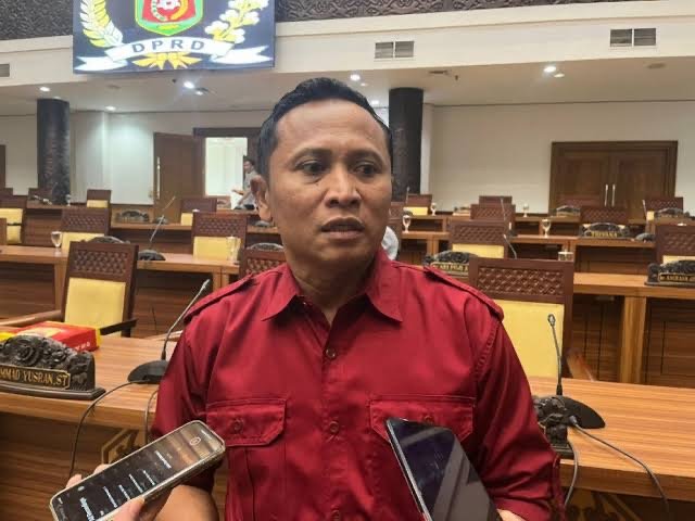 Anhar Sebut Program Sekolah Rakyat Alarm Kemiskinan Bukan Prestasi
